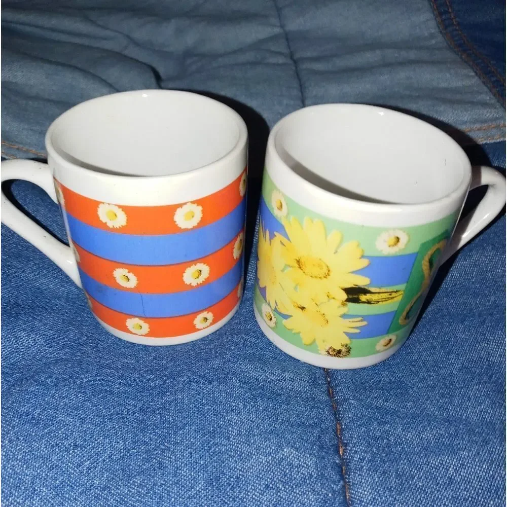 ×6 Tea Cups - Picture 5 of 16